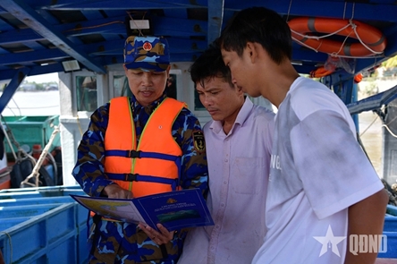 Firm fulcrum for fishermen in Southwestern waters